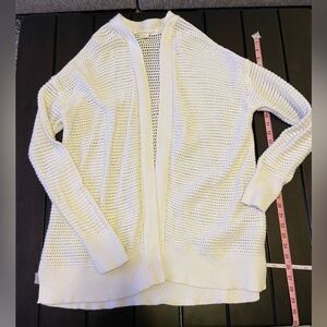 Gap Cream Women's Cardigan Sweater